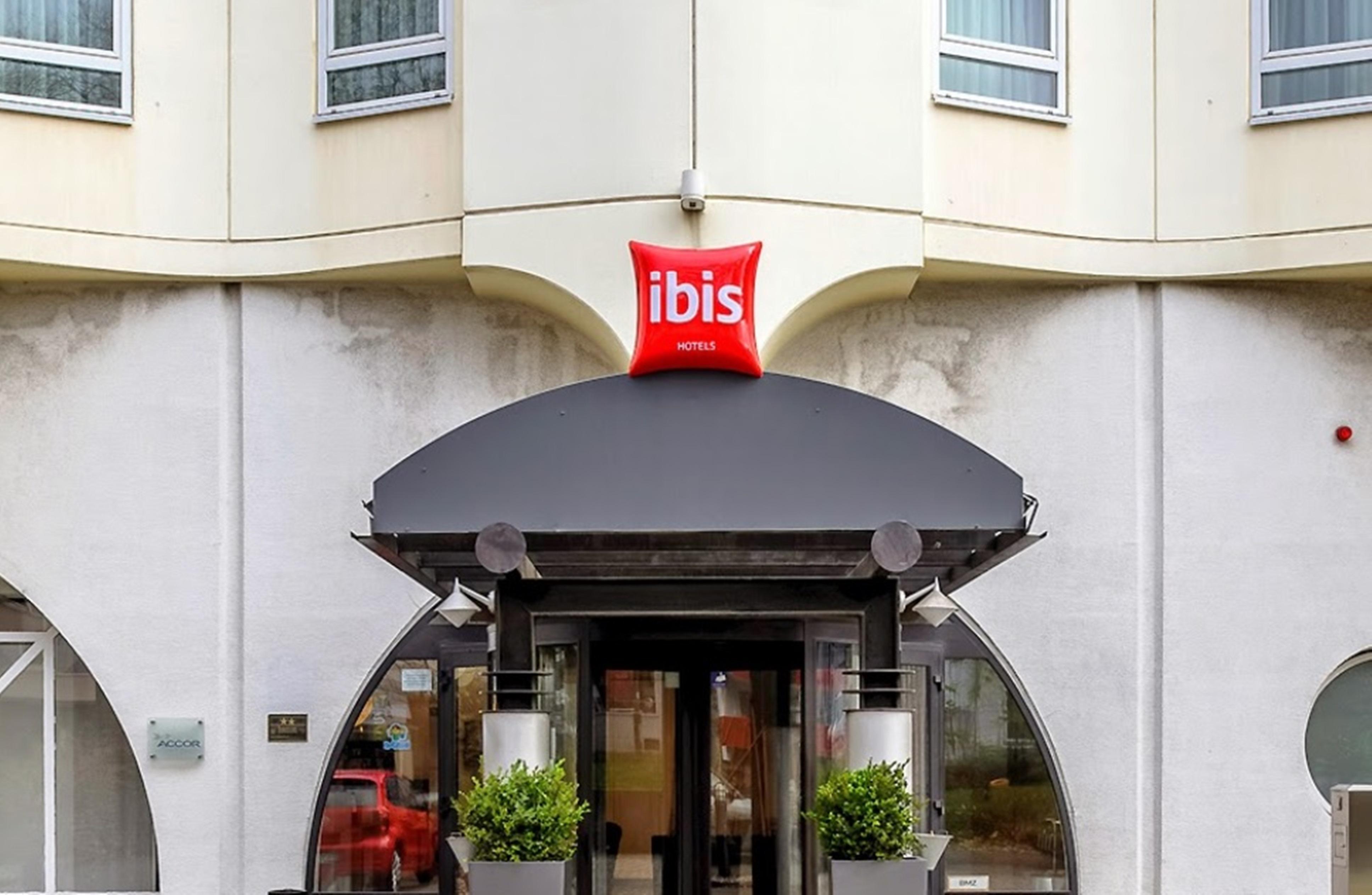 B&B Hotel Bochum Hbf-Sued Экстерьер фото